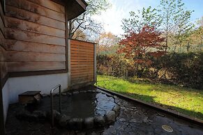 Wan Wan Paradise Takayama