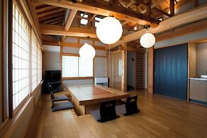 Wan Wan Paradise Takayama