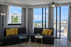 Beach View Apartments And Studio