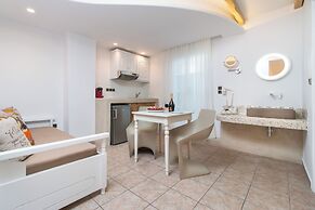 Spiros Hotel