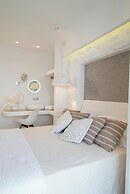 Spiros Hotel