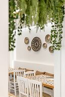 Spiros Hotel