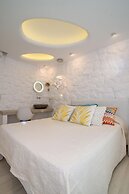 Spiros Hotel