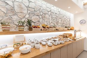 Spiros Hotel