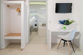 Spiros Hotel