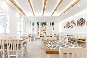 Spiros Hotel