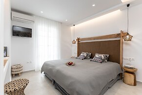 Spiros Hotel