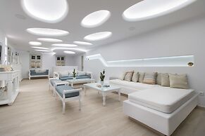 Spiros Hotel