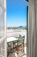 Spiros Hotel