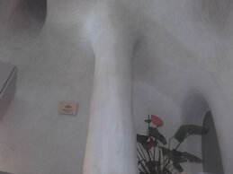 Aura Caves