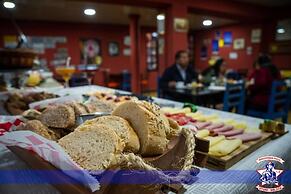 Tonito Hotel