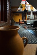 Tonito Hotel
