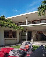 Villa Sally