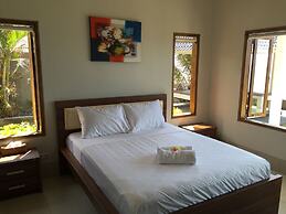 Air Sanih Beach Villa