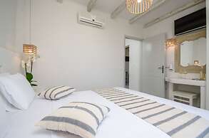 Agnanti Hotel