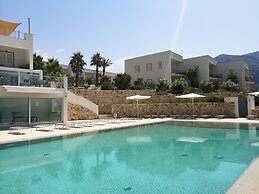 La Blanca Resort & Spa