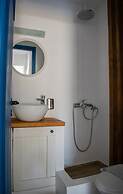 Aeraki Studios & Apartments