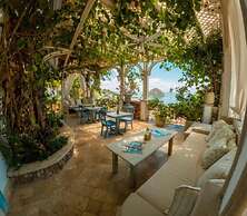 Villa Caprichosa
