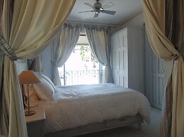 Villa Caprichosa