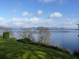 14 Lomond Castle