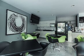 Hotel Lemon Green
