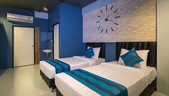 Amity Poshtel - Hostel