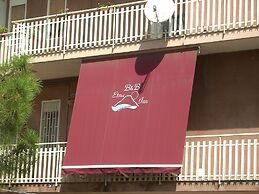 Etna Inn