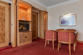 Natsionalny Hotel