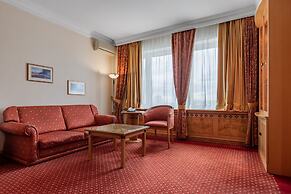 Natsionalny Hotel