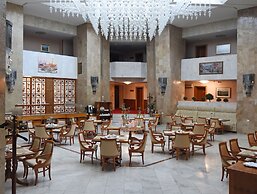 Natsionalny Hotel