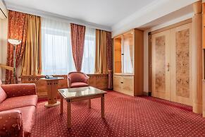 Natsionalny Hotel