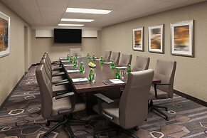 Courtyard by Marriott Oshawa