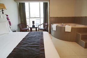 Gran Mundo Hotel