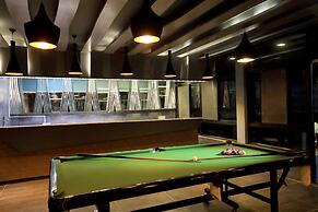 Hummingbird Resort