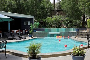Hummingbird Resort
