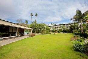Hummingbird Resort