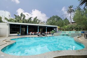 Hummingbird Resort