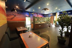 Hummingbird Resort