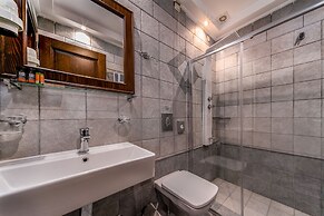 Giamandes Hotel