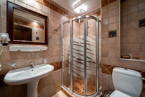Giamandes Hotel