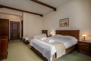 Giamandes Hotel