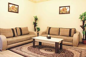 Balcony Hotel & Suites
