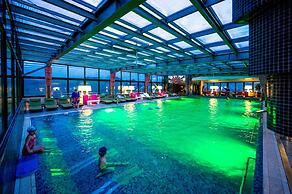 Business Hotel Conference Center & Spa