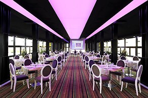Business Hotel Conference Center & Spa