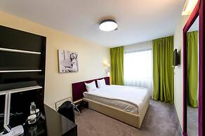 Business Hotel Conference Center & Spa