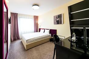 Business Hotel Conference Center & Spa