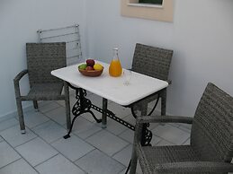 Aegeon Apartments