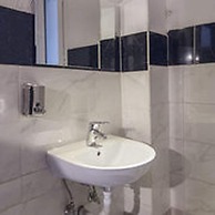 Elikon Hotel