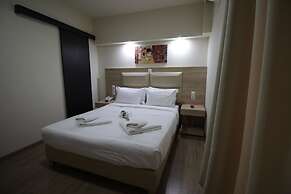 Elikon Hotel