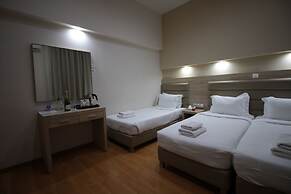 Elikon Hotel